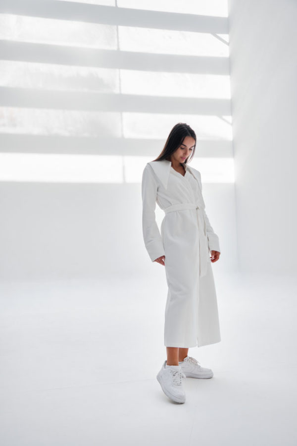 buy white Dramatic Collar Robe jacket for woman